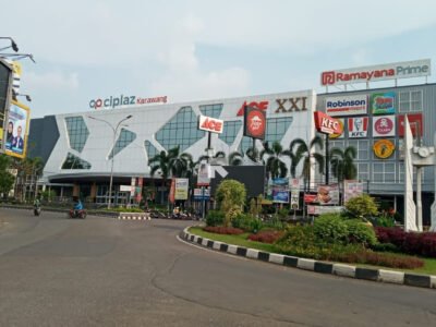 Ramayana Ciplaz Karawang